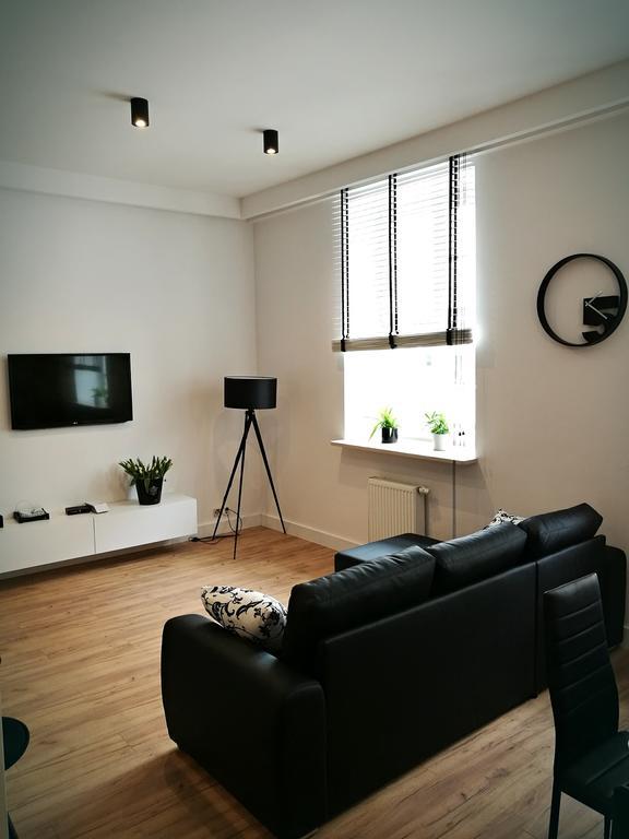 Black&White Apartment- Wierzbowa 5 بوزنان المظهر الخارجي الصورة
