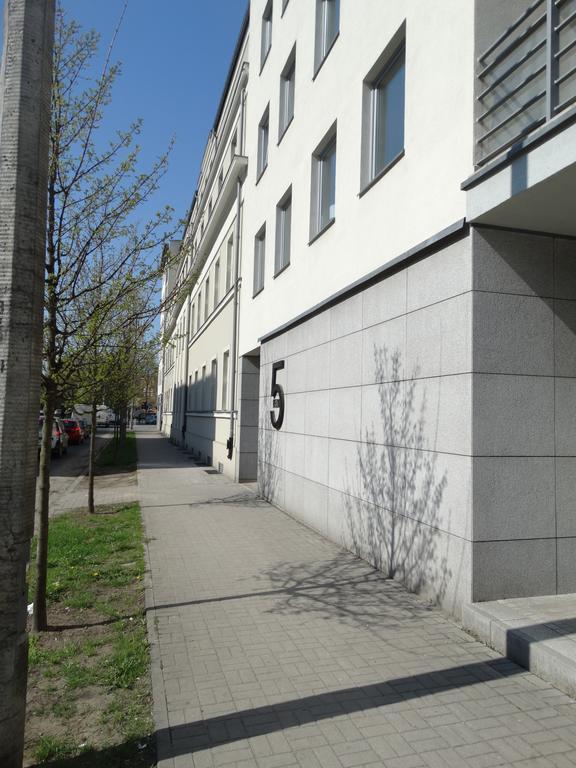 Black&White Apartment- Wierzbowa 5 بوزنان المظهر الخارجي الصورة
