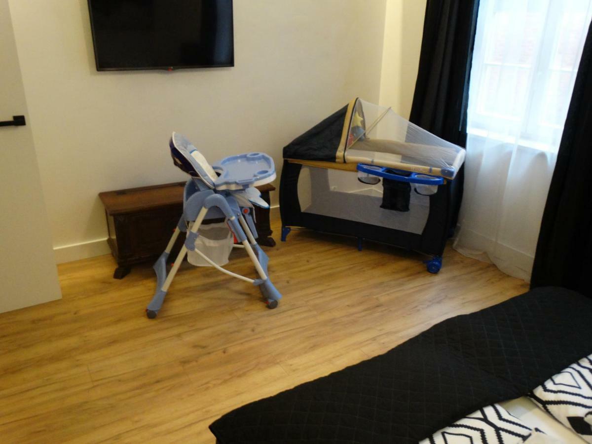 Black&White Apartment- Wierzbowa 5 بوزنان المظهر الخارجي الصورة